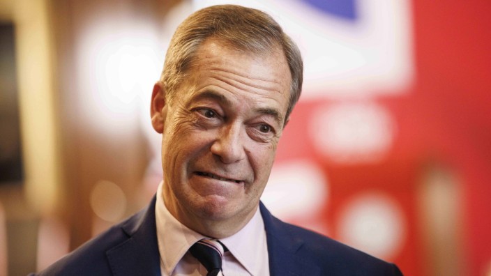 Großbritannien: Nigel Farage dürfte mit dem Ausgang des Dramas mehr als zufrieden sein.