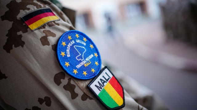 Frankreich: Um Terrorgruppen in der Sahel-Region zu bekämpfen, entsandten außer Frankreich auch Deutschland und andere europäische Länder Soldaten.