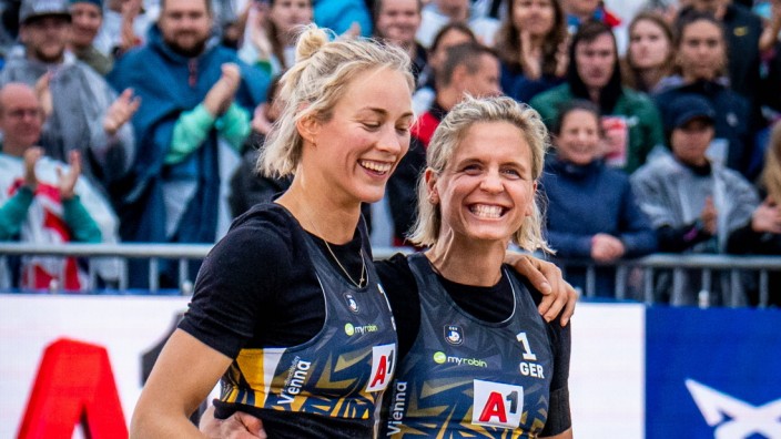Beachvolleyballerinnen Ludwig und Lippmann: Gutes Zeichen für Olympia 2024: Louisa Lippmann und Laura Ludwig (rechts) gewinnen bei der EM in Wien Bronze.