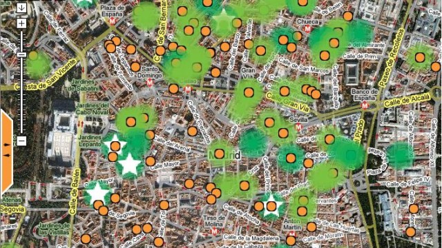 Happy Birthday gratis-WLAN: Über Google-Maps lassen sich die orangen Fonero-Hotspots finden, wie hier im Zentrum von Madrid.