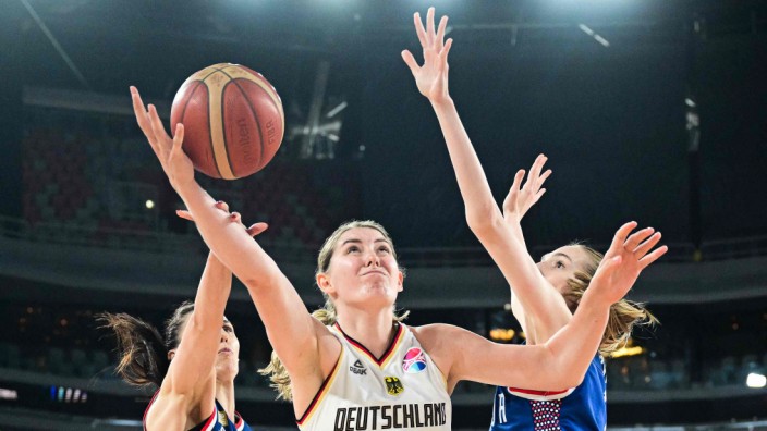 Basketball: "Wir haben nur ein bisschen Geschichte geschrieben": Luisa Geiselsöder hat bei der EM in Slowenien viel Selbstvertrauen gesammelt.