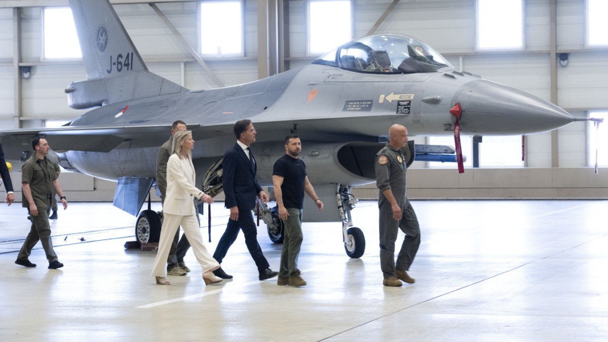 Niederlande und Dänemark sagen „F-16“-Kampfjets zu