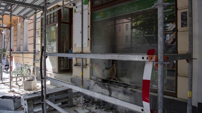 Berlin: Brandanschlag auf das Berliner Wahlkreisbüro der grünen Bundesministerin Lisa Paus 2022 im Sommer. 2023 stieg die Zahl der Attacken.