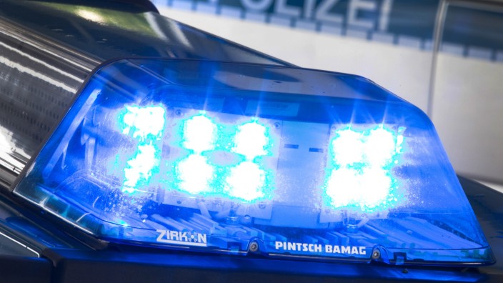 Aus dem Polizeibericht: Eine 50 Jahre alte Frau ist während einer Wandertour am Brauneck zu Tode gekommen.