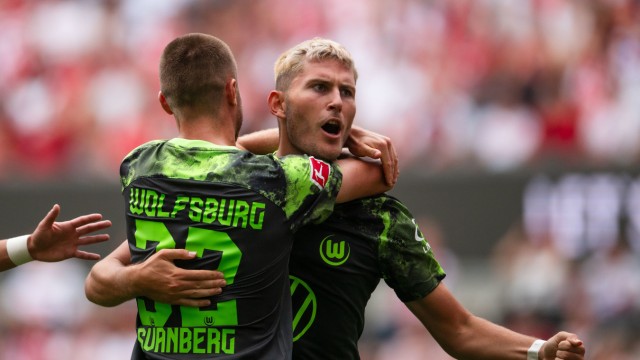 Bundesliga: Erzielt alle Wolfsburger Tore in dieser Saison: Jonas Wind (rechts).