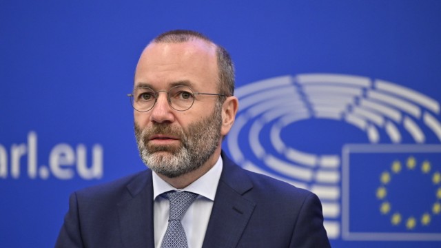 Migration: Er will, dass die Asylrechtsreform nun Chefsache wird im EU-Parlament: der EVP-Vorsitzende Manfred Weber.