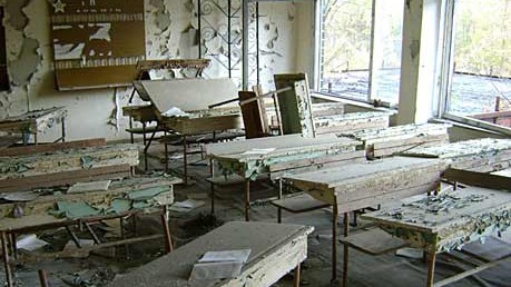 25 Jahre Super-GAU in Tschernobyl (5): Ein verfallenes Klassenzimmer in einer Schule der evakuierten Stadt Pripjat.