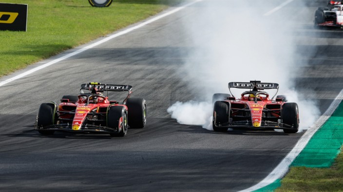Sieben Kurven in der Formel 1: Carlos Sainz und Charles Leclerc.