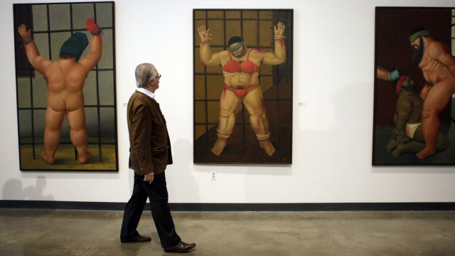 Nachruf auf Fernando Botero: Zuletzt schuf Botero mehrere Werkserien zu politischen Sujets. Am bekanntesten wurden seine Arbeiten zur Folter im amerikanischen Militärgefängnis Abu Ghraib.