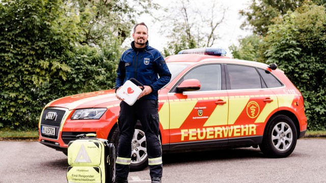 Lebensrettende Maßnahmen: Florian Schanderl leitet die First-Responder-Einheit in Unterschleißheim.