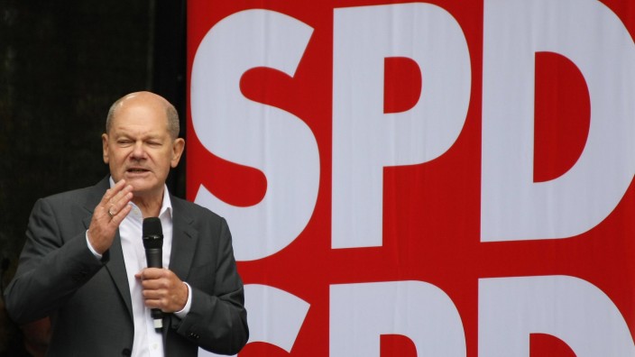 Zuwanderung: CSU-Chef Söder nannte Bundeskanzler Scholz einen "Meister des Schweigens" - Stunden später äußerte er sich in Nürnberg zur Migrationsdebatte.