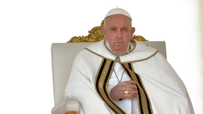 Weltsynode: "Abenteuer des Weges" nannte Franziskus die nun beginnende Weltsynode. Der Papst am Samstag bei den Kardinalserhebungen auf dem Petersplatz.