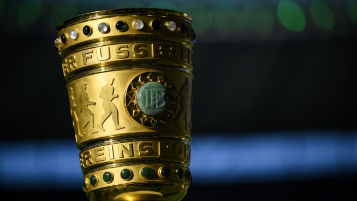 DFB-Pokal-Auslosung: Um diese Trophäe geht's: In der zweiten Runde des DFB-Pokals trifft