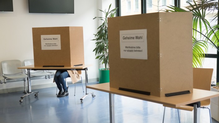 Landtags- und Bezirkstagswahl: In zwei Stimmbezirken in Bad Tölz wurden die Räumlichkeiten der Wahllokale geändert.