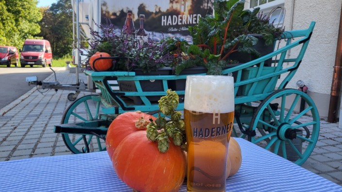 Lokalrunde: Nach der Wiesn das nächste Bierfest: Die Haderner Brauerei lädt zu einem Kürbisfest.