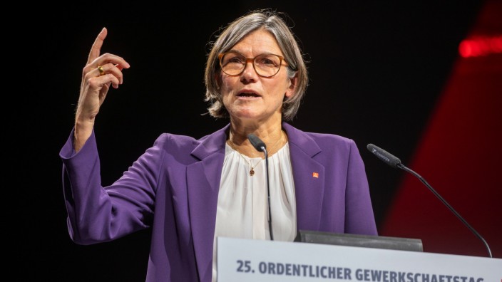 IG Metall: Christiane Benner ist neue Vorsitzende der IG Metall. Sie ist die erste Frau an der Spitze der größten Gewerkschaft der Welt.