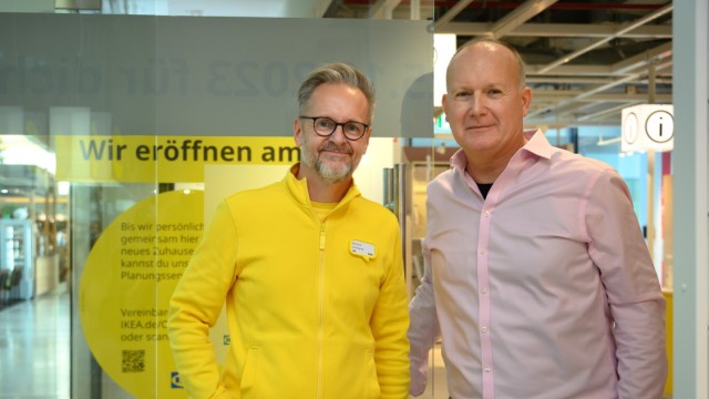 Schwedischer Einrichtungskonzern: Im neuen Riemer Planungsbüro: Michael Vortkamp (links) und Walter Kadnar von Ikea.