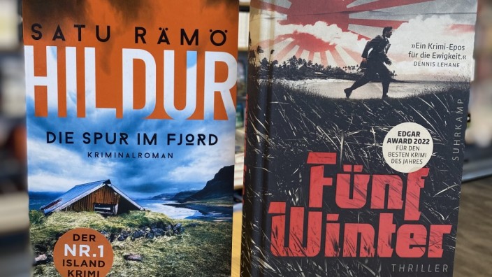 Lesenswert: "Hildur" von Satu Rämö, 16 Euro und "Fünf Winter" von James Kestrel, 20 Euro.