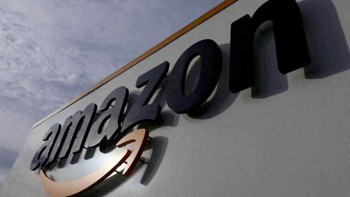 Onlinehandel: Es geht nach oben für Amazon: Der Online-Händler stellte für das laufende vierte Quartal einen Umsatz zwischen 160 und 167 Milliarden Dollar in Aussicht.