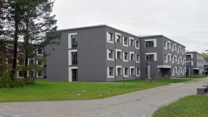 Neubiberg: Modern und nachhaltig: Auf dem Campus der Universität der Bundeswehr in Neubiberg sind vier Wohnblocks mit insgesamt 660 Ein-Zimmer-Appartements für Studierende entstanden.