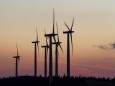 Erneuerbare Energien: Windräder in Österreich