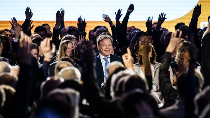 Niederlande: Shootingstar der niederländischen Politik, dabei schon seit mehr als 20 Jahren dabei: Pieter Omtzigt hat die Partei Nieuw Sociaal Contract gegründet.