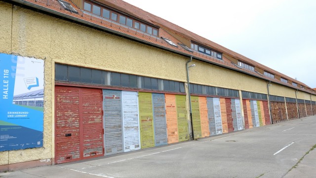 Nationalsozialismus in Augsburg: Die Halle 16 in Augsburg hat eine wechselvolle Geschichte erlebt. Nun birgt sie eine eindrückliche Ausstellung.