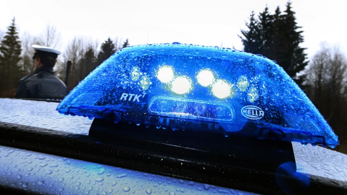 Aus dem Polizeibericht: Die Polizei hat auf der Garmischer Autobahn eine Trunkenheitsfahrt gestoppt.
