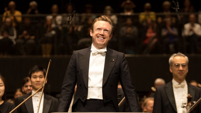Adventskalender-Bilanz: Daniel Harding leitete das traditionelle Benefizkonzert des Symphonieorchesters des Bayerischen Rundfunks mit Sarah Wegener (Sopran) zur 74. Hilfsaktion.