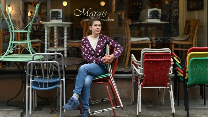 Gastronomie: "Manchmal denke ich: mein Gott, ein Haferl Matcha Latte kostet über fünf Euro!", sagt Alexandra Baumann, die das Café Marais mitgegründet hat.
