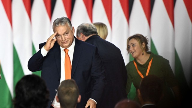 Ungarn, die Ukraine und die EU: Die Wörter "Ungarn" und "Erpressung" fallen in Brüssel oft in einem Satz. Auch jetzt droht Regierungschef Viktor Orbán wieder mit einem Veto für weitere Ukraine-Hilfe.