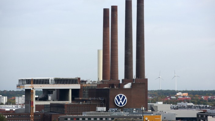 Autoindustrie: "Die Situation ist sehr kritisch." Mit diesen Worten wird VW-Markenchef Thomas Schäfer laut DPA im konzerneigenen Intranet zitiert.