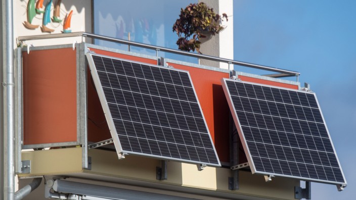 Solaranlagen: Solarpanels auf dem Balkon werden immer beliebter.
