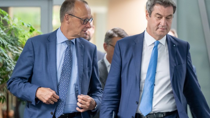 Union: Seite an Seite für die Schuldenbremse: CDU-Chef Friedrich Merz (li.) und der CSU-Vorsitzende Markus Söder.