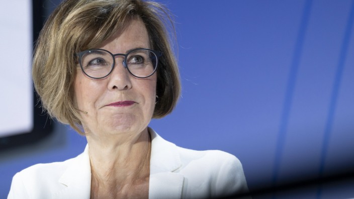 Marie-Luise Wolff: Marie-Luise Wolff ist Präsidentin des Bundesverbands der Energie- und Wasserwirtschaft (BDEW).
