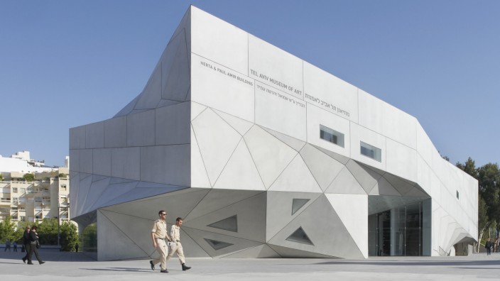 Israel: Derzeit nur mit Anmeldung zu betreten - das Amir Building des Tel Aviv Museum of Art.