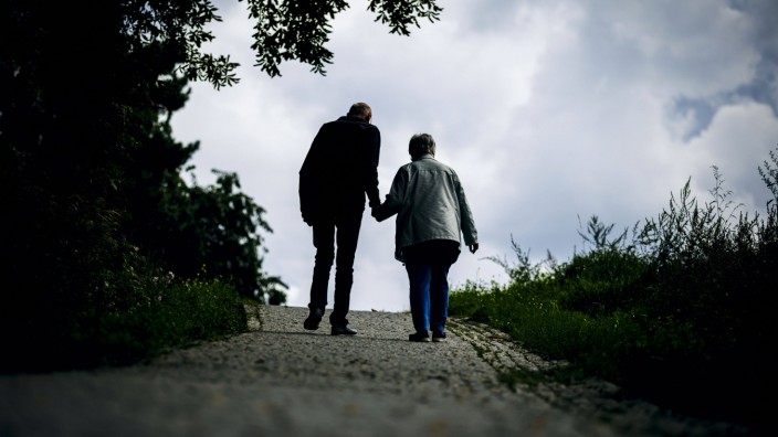 Psychologie: Forscher haben fast 22 000 Paare über einen langen Zeitraum hinweg immer wieder befragt