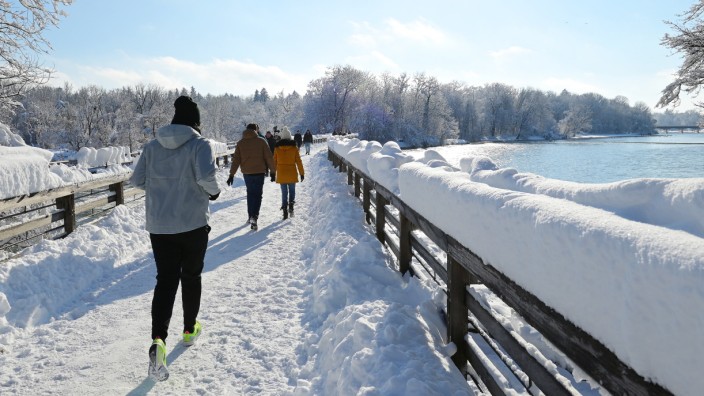 Der Schnee-Rekord und die Folgen: München ein Wintermärchen: Schneelandschaft am Flaucher.