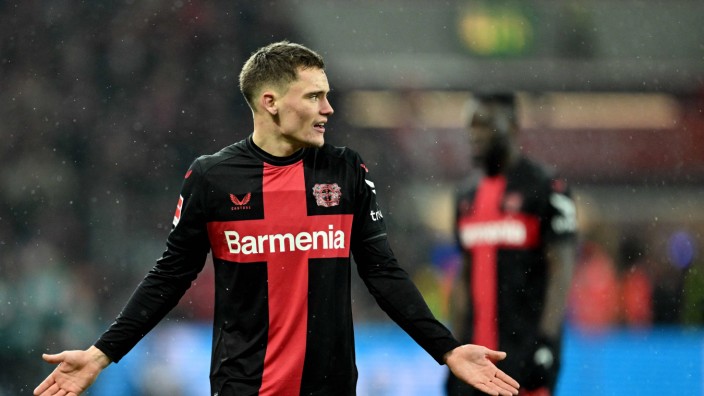 Bundesliga: Florian Wirtz traf wunderschön gegen Dortmund, doch sein Tor zählte nicht.
