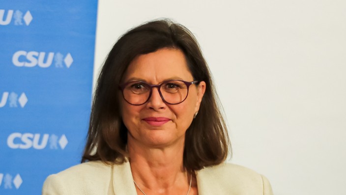 Fasching: lse Aigner, Präsidentin des Bayerischen Landtags.