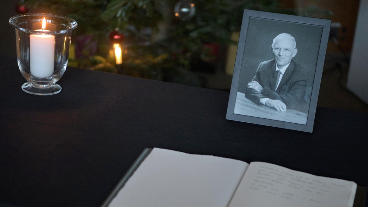 Funérailles de Wolfgang Schäuble à Offenbourg : Merz parle, Merkel ne vient pas – politique