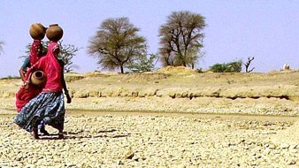 UN-Bericht zur Wüstenbildung: Die Wüsten breiten sich immer weiter aus - es drohen Flüchtlingsströme, warnen die UN.