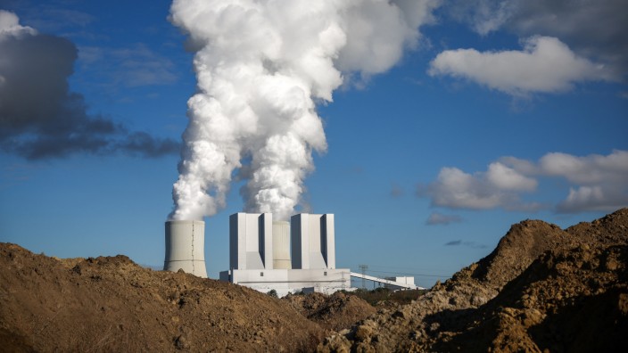 EU-Klimapläne: CO₂-Quellen wie dieses Kohlekraftwerk könnten mithilfe von CCS klimafreundlicher werden - oder ist das nur Ablenkung?