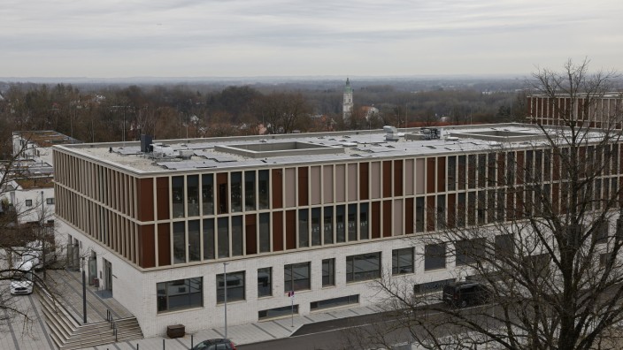 Energiewende: Die PV-Anlage auf den Steinparkschulen in Freising.