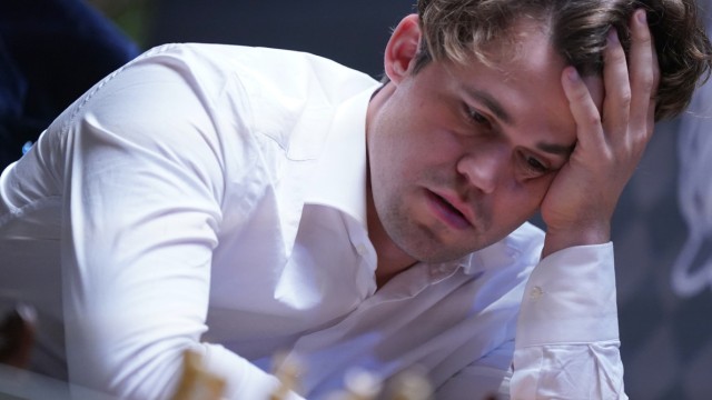 Entrepreneur Jan Henric Buettner: Chess great Magnus Carlsen is currently pondering the best moves in Weissenhaus.