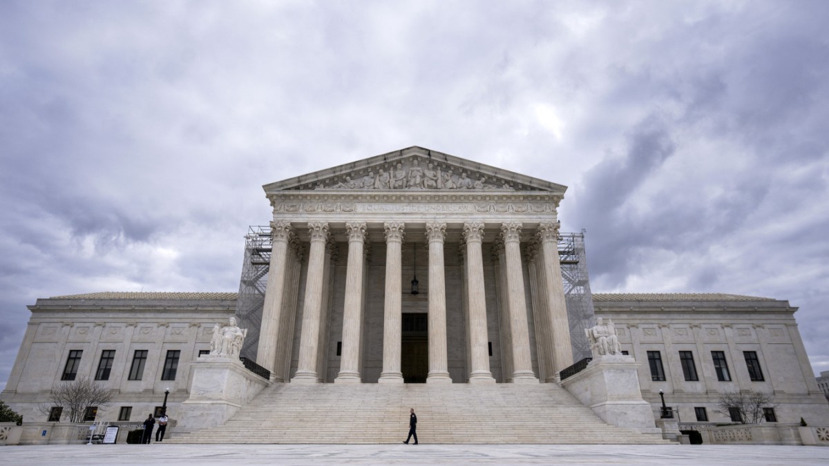 États-Unis : les juges de la Cour suprême se montrent indulgents envers Trump.  – Avis
