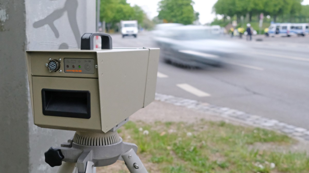 Le marathon des radars 2024 a débuté en Bavière : jusqu’à 1 500 points de mesure dans l’État libre de Bavière