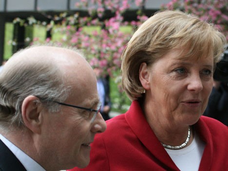 Alain Pompidou, Angela Merkel