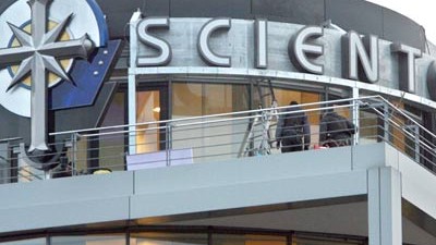 Sekten: Scientology-Gebäude in Berlin: Das Mädchen hatte Angst vor einem Kontaktverbot zu ihrem Bruder.