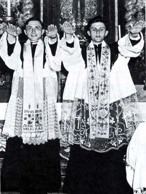Joseph Ratzinger (rechts)